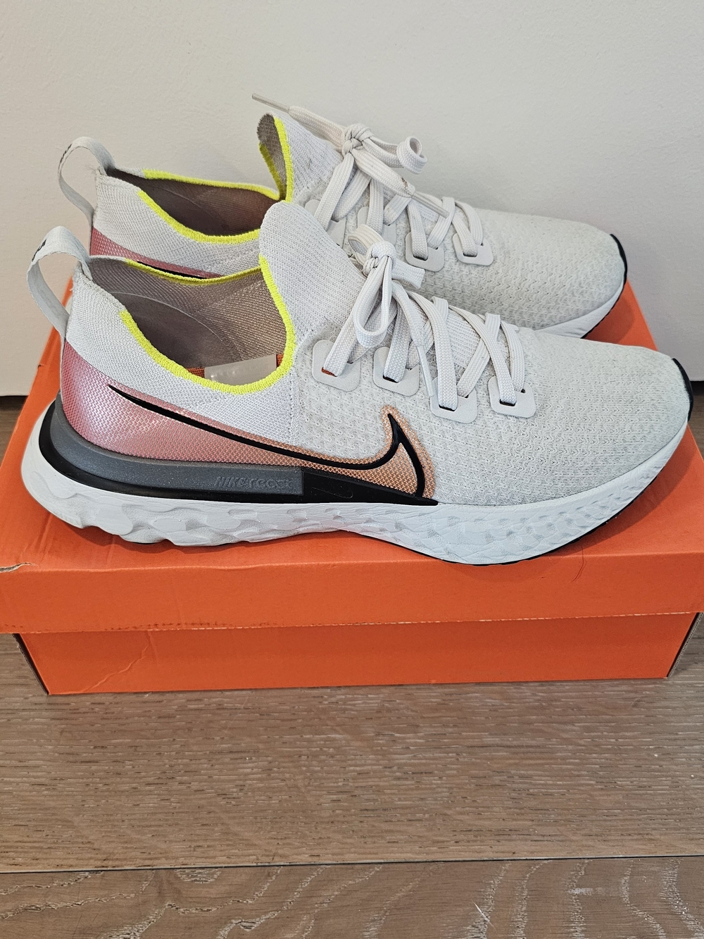 Nike REACT INFINITY Run Flyknit